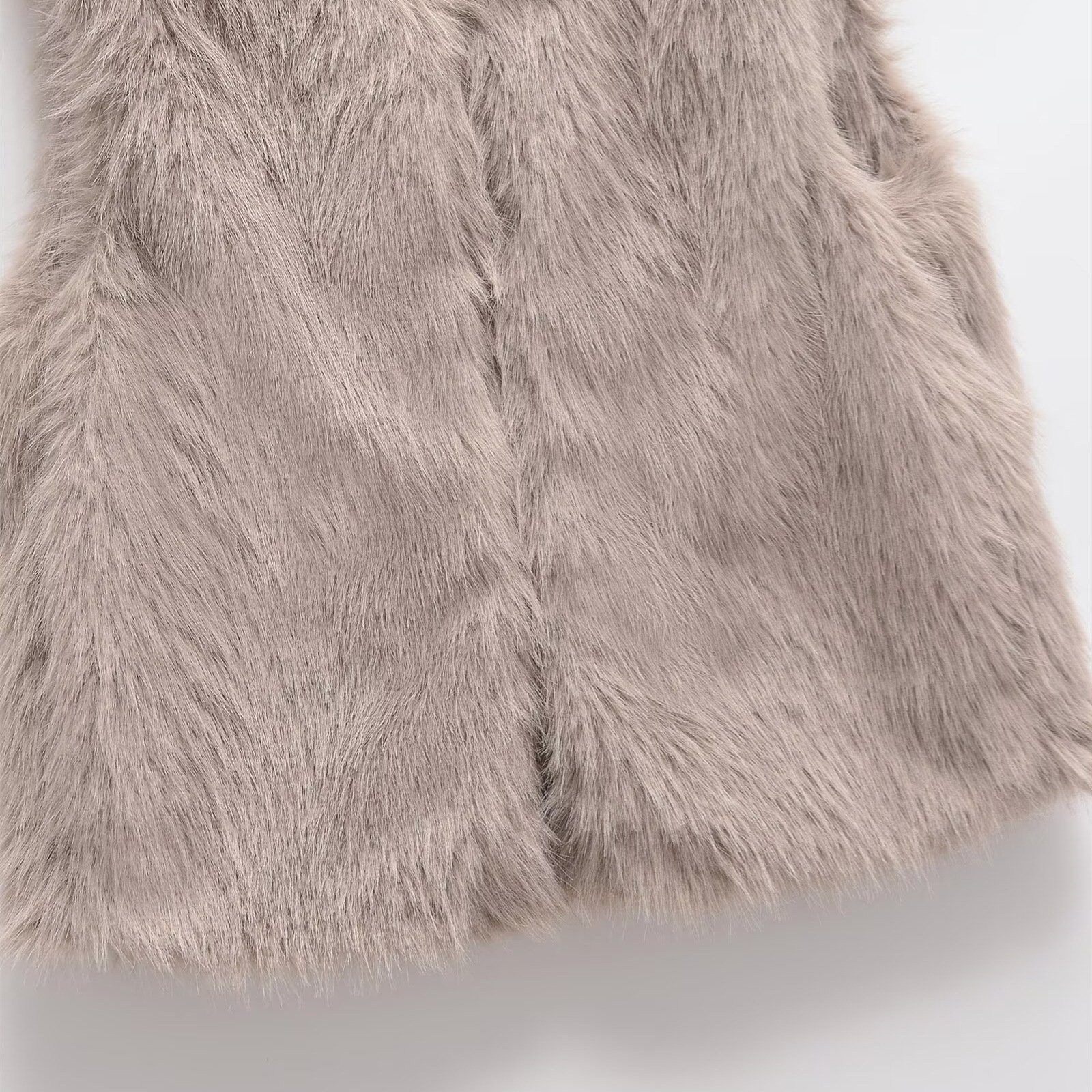Street faux fur vest for women's clothing - Image 4